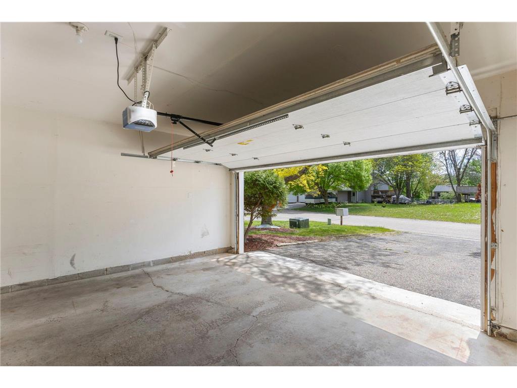 2336 Hale Avenue N Oakdale MN 55128 7078438 image38