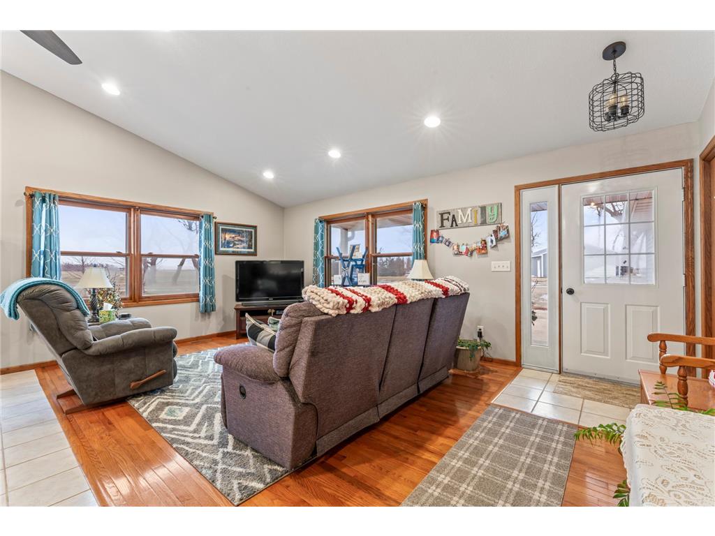 23371 650th Avenue Alden MN 56009 7019939 image8