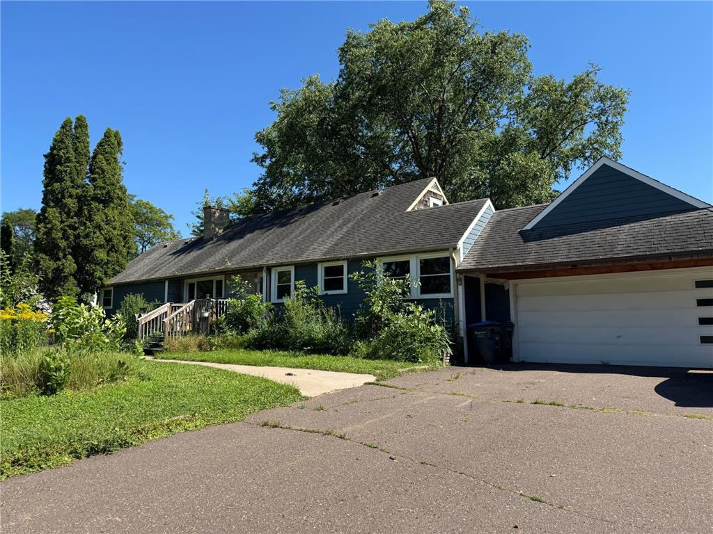 2338 15th Avenue E North Saint Paul MN 55109 7109505 image1