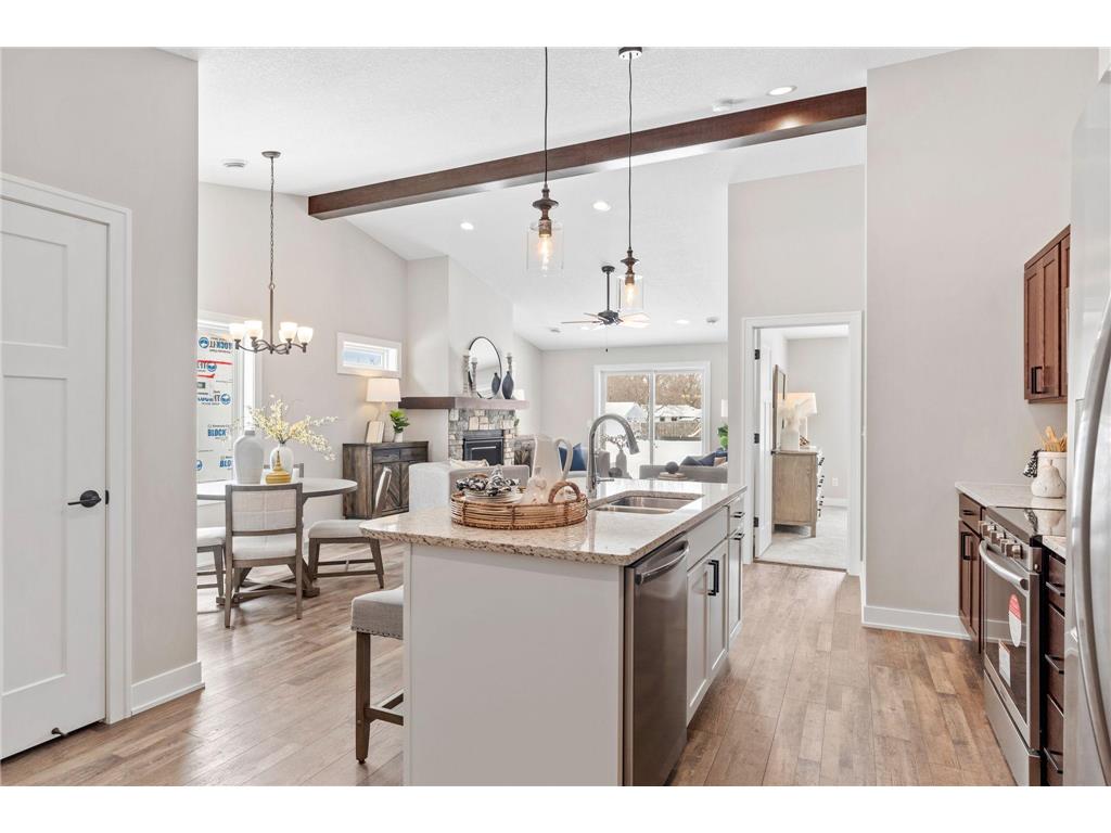 2339 17th Avenue E North Saint Paul MN 55109 6752707 image2