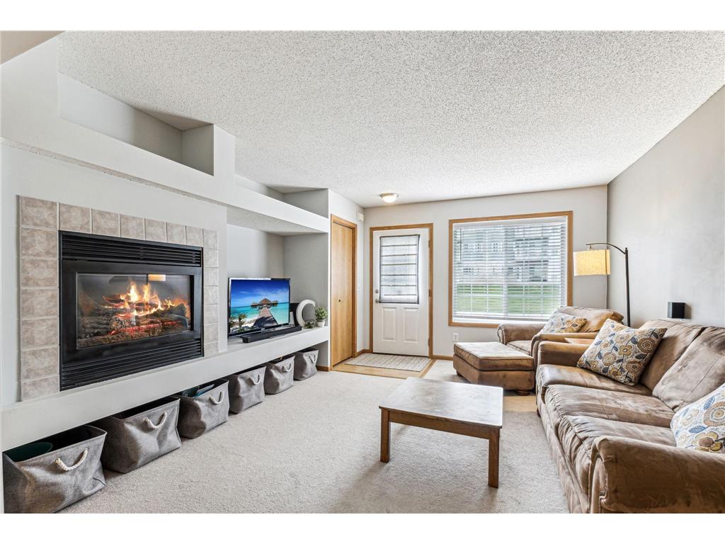 2339 Cascade Drive Shakopee MN 55379 6566878 image1