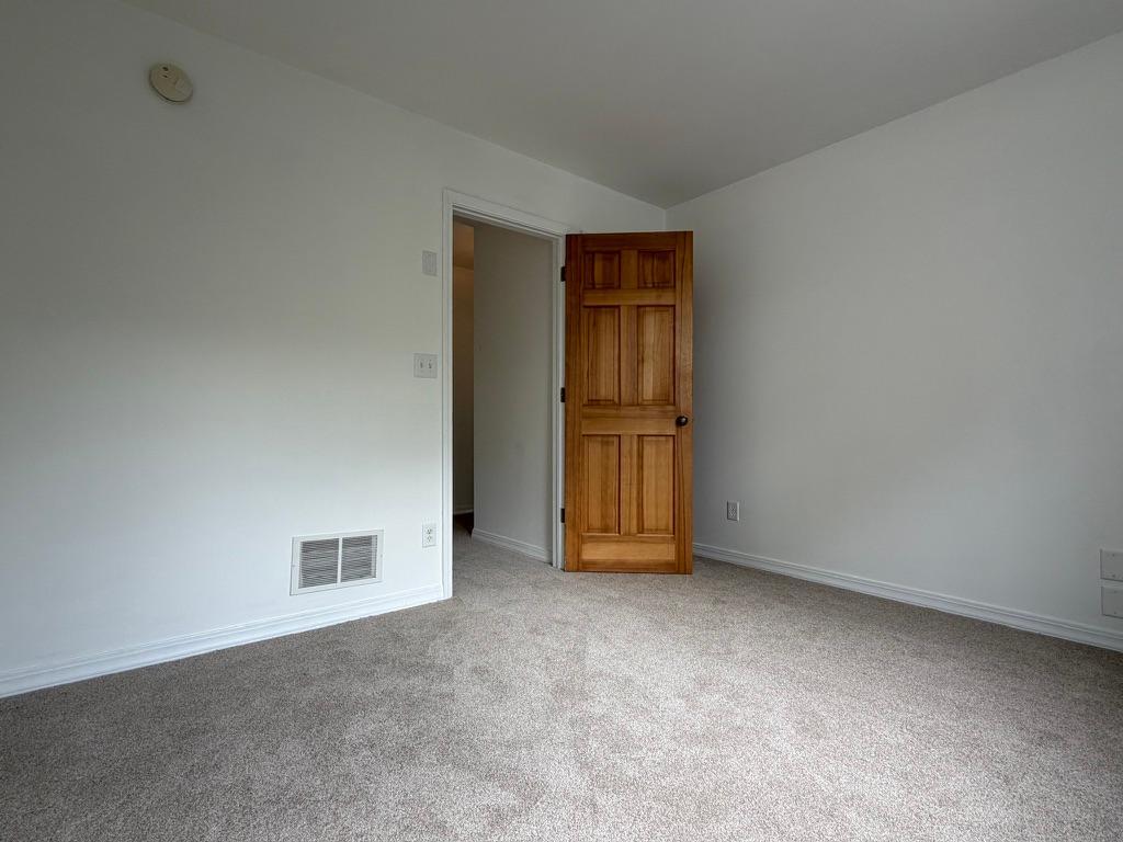 2339 Roselawn Avenue W Roseville MN 55113 - Walsh 7088051 image10