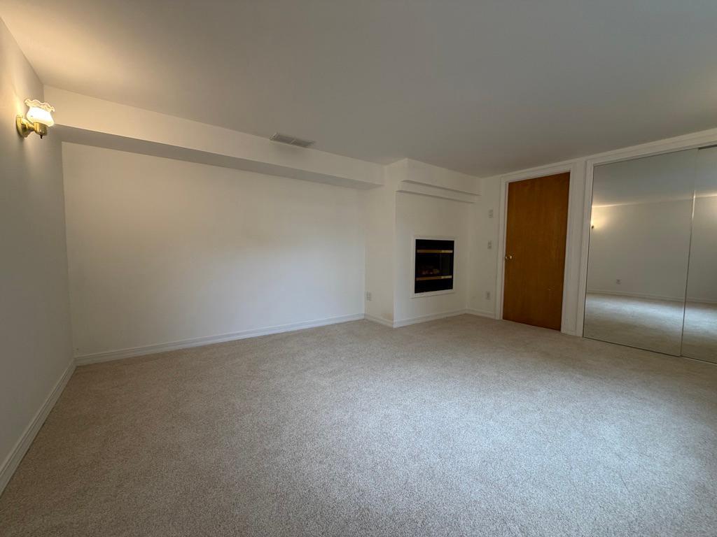 2339 Roselawn Avenue W Roseville MN 55113 - Walsh 7088051 image21