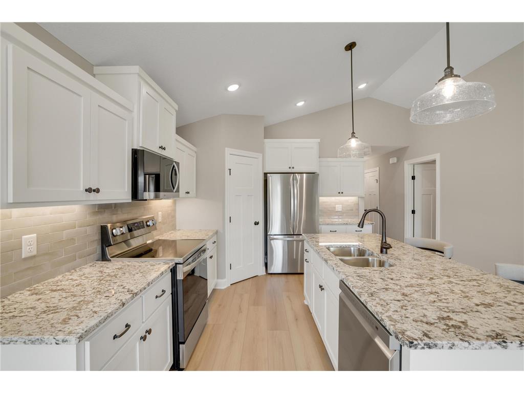 233X2 Woodbine Street NW Saint Francis MN 55070 7033079 image9