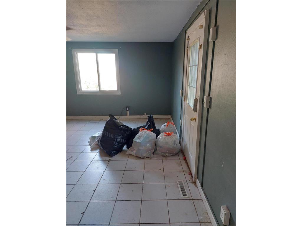 234 E School Street Owatonna MN 55060 7006936 image15