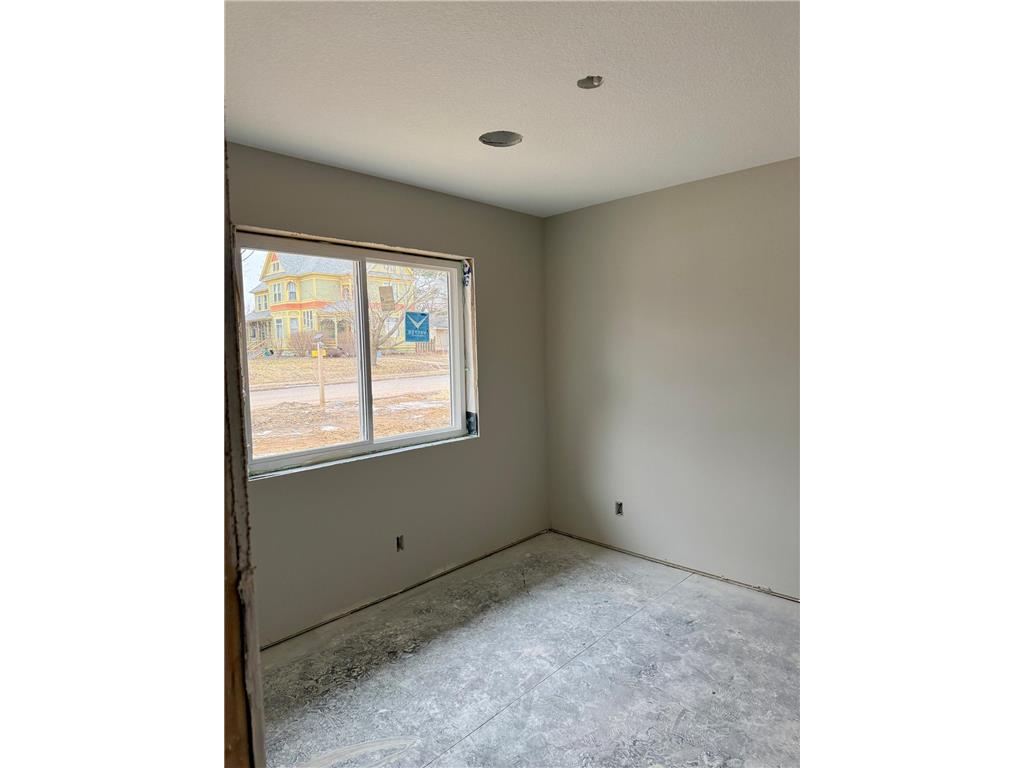 234 S Chestnut Street Ellsworth WI 54011 6820861 image6