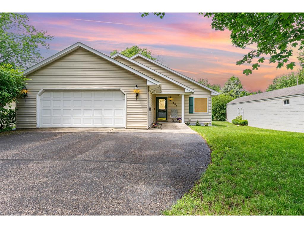 234 S Walnut Street Belle Plaine MN 56011 6540770 image1
