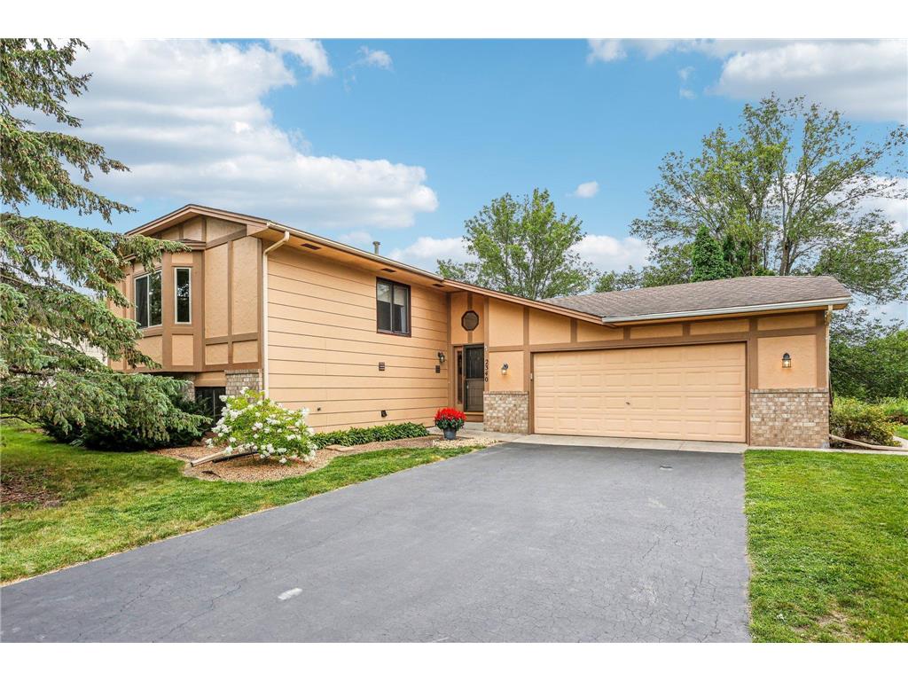 2340 Maxwell Lane Chaska MN 55318 6612891 image1