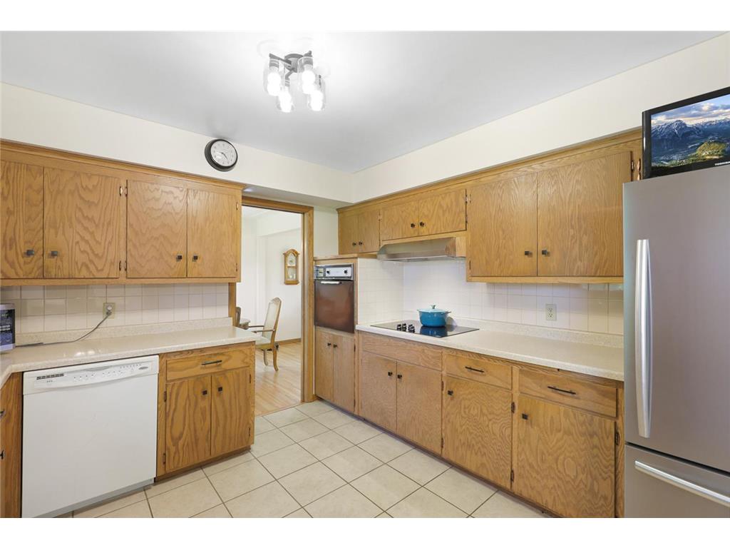 2340 Skyline Drive Bloomington MN 55425 7098750 image12