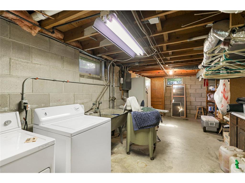 2340 Skyline Drive Bloomington MN 55425 7098750 image30