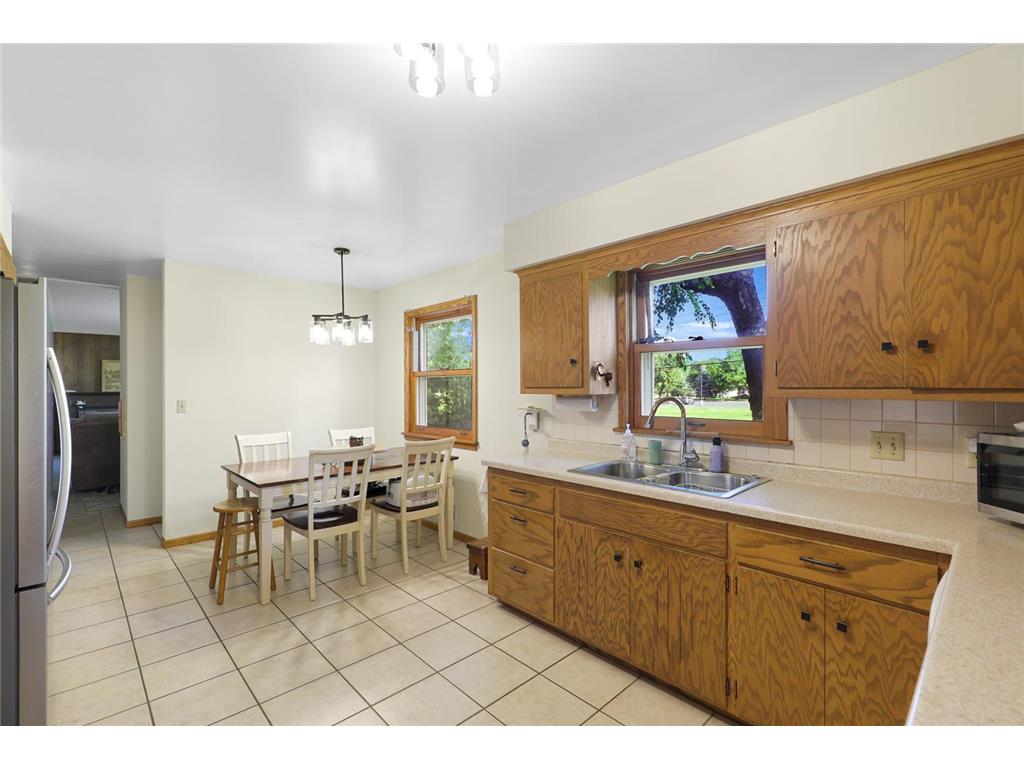 2340 Skyline Drive Bloomington MN 55425 7098750 image9