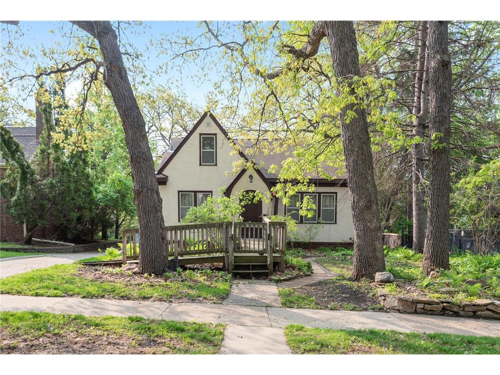 2342 Commonwealth Avenue Saint Paul MN 55108 6360473 image1