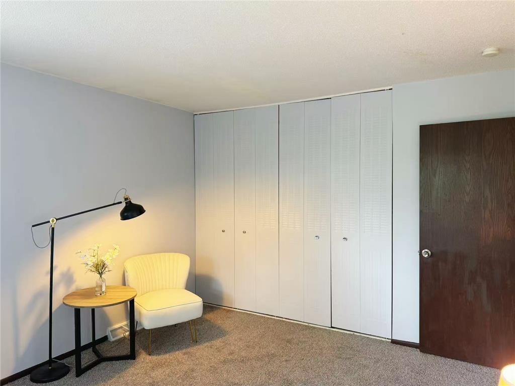 2342 Dorland Drive Maplewood MN 55119 7100137 image10