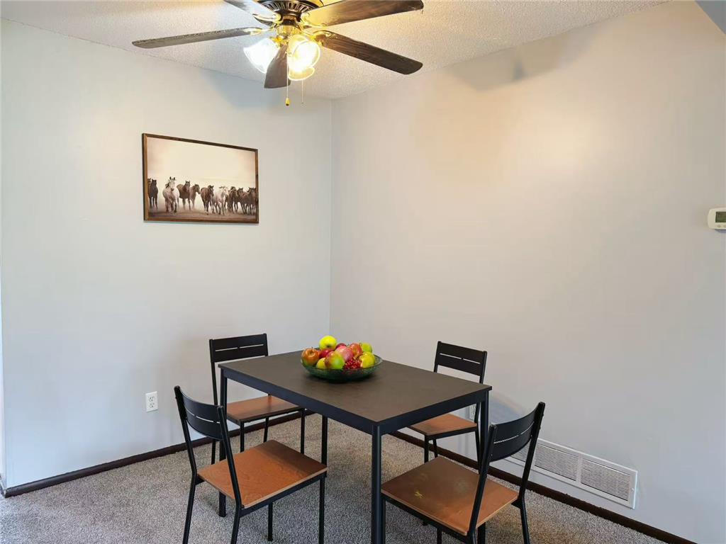 2342 Dorland Drive Maplewood MN 55119 7100137 image3
