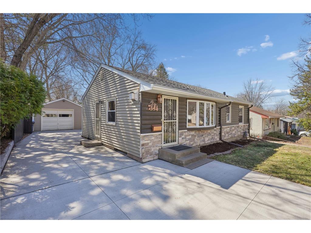 2344 Cowern Place E North Saint Paul MN 55109 7003866 image1