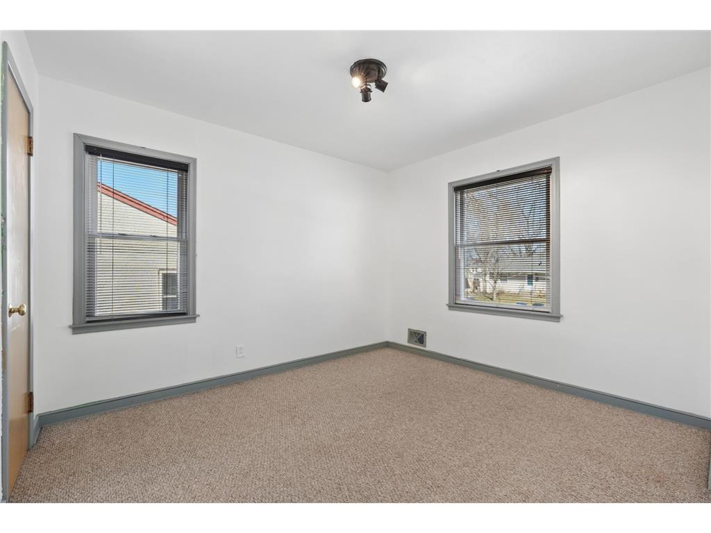 2344 Cowern Place E North Saint Paul MN 55109 7003866 image17