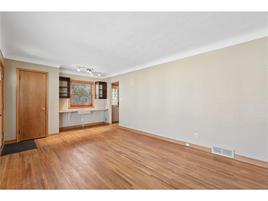 2344 Cowern Place E North Saint Paul MN 55109 7003866 image6