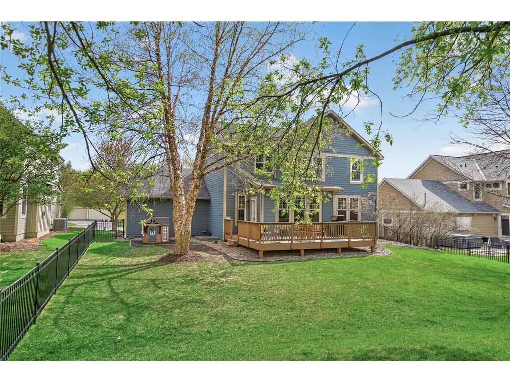 2344 Fieldstone Curve Woodbury MN 55129 7058772 image12