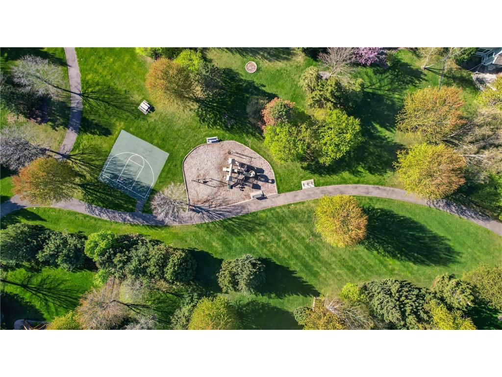 2344 Fieldstone Curve Woodbury MN 55129 7058772 image56