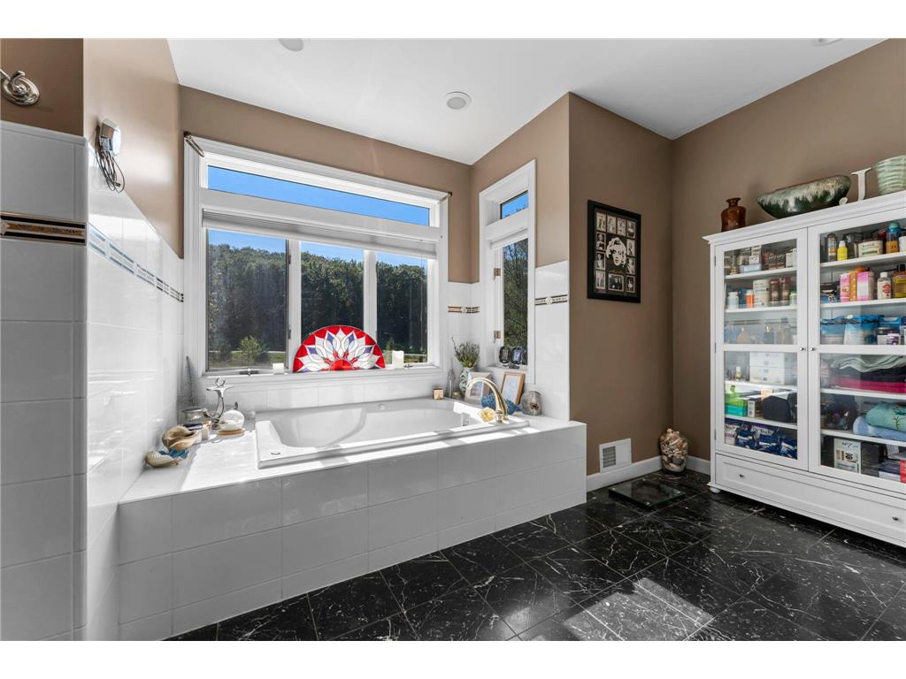 2345 S Oak Drive Hay Creek Twp MN 55066 6769562 image52