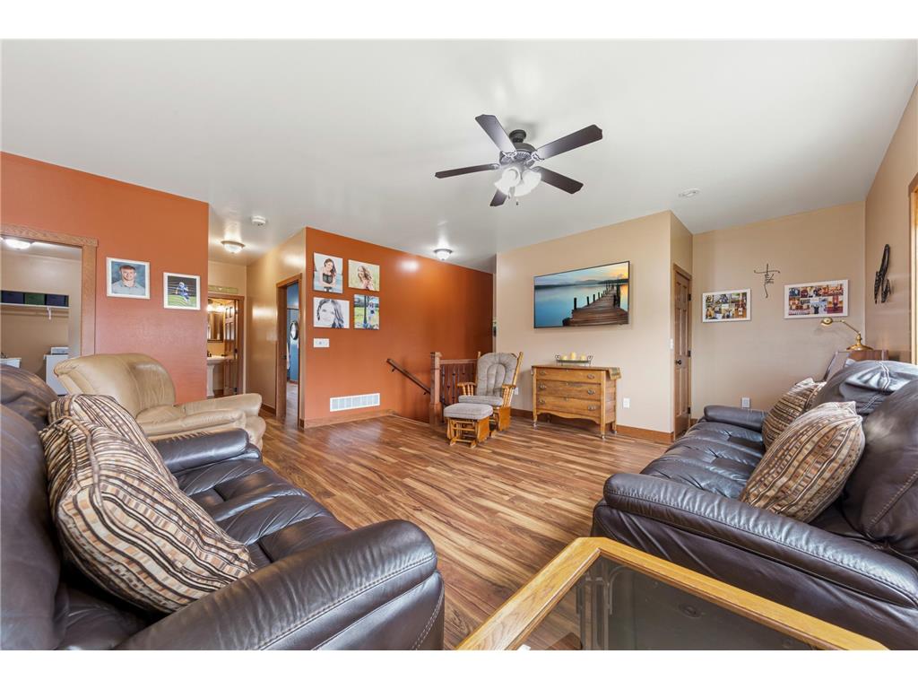 23455 135th Street Hanska MN 56041 - Hanska 7101672 image21