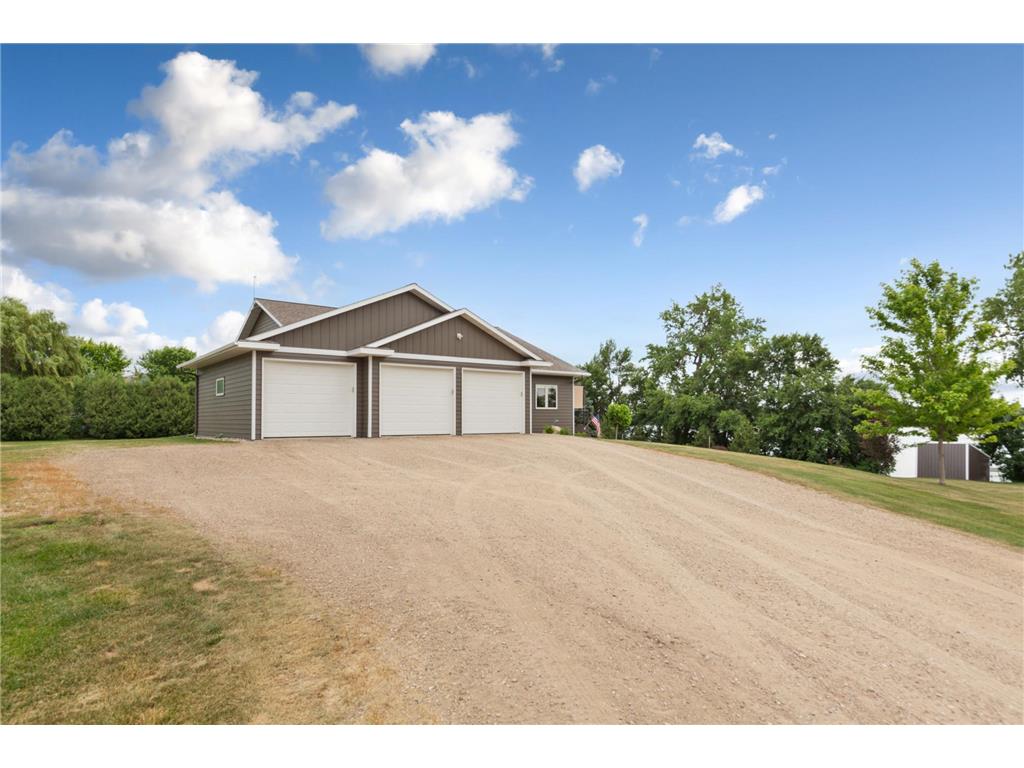 23455 135th Street Hanska MN 56041 - Hanska 7101672 image9