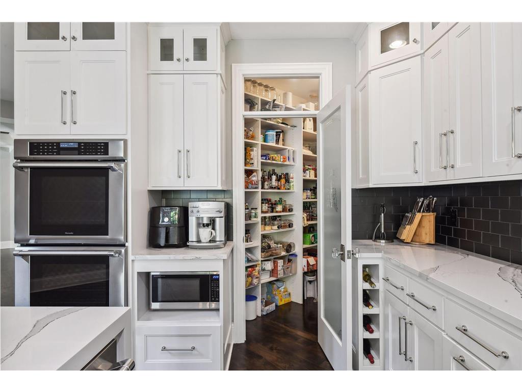 2346 Linner Road Minnetonka MN 55391 6764811 image11