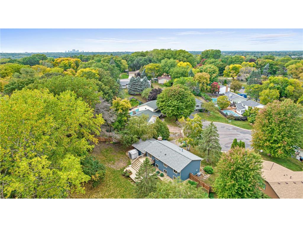 2346 Matilda Street Roseville MN 55113 6369294 image1