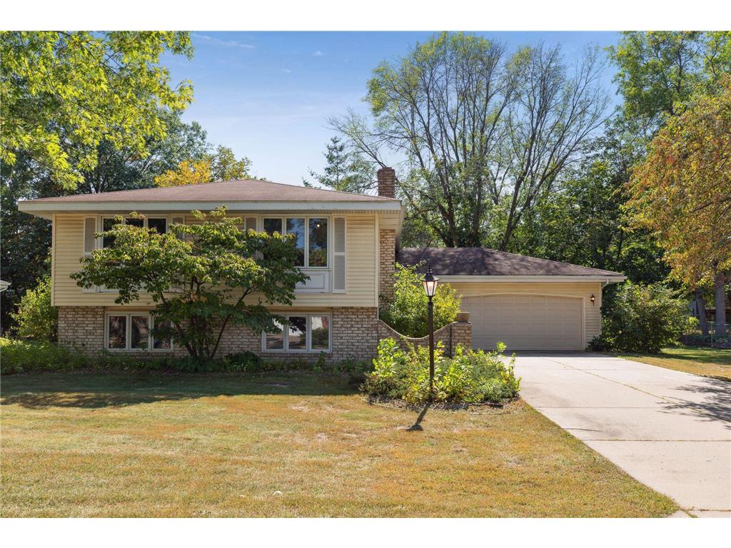 2348 Cameron Drive Woodbury MN 55125 6360955 image1