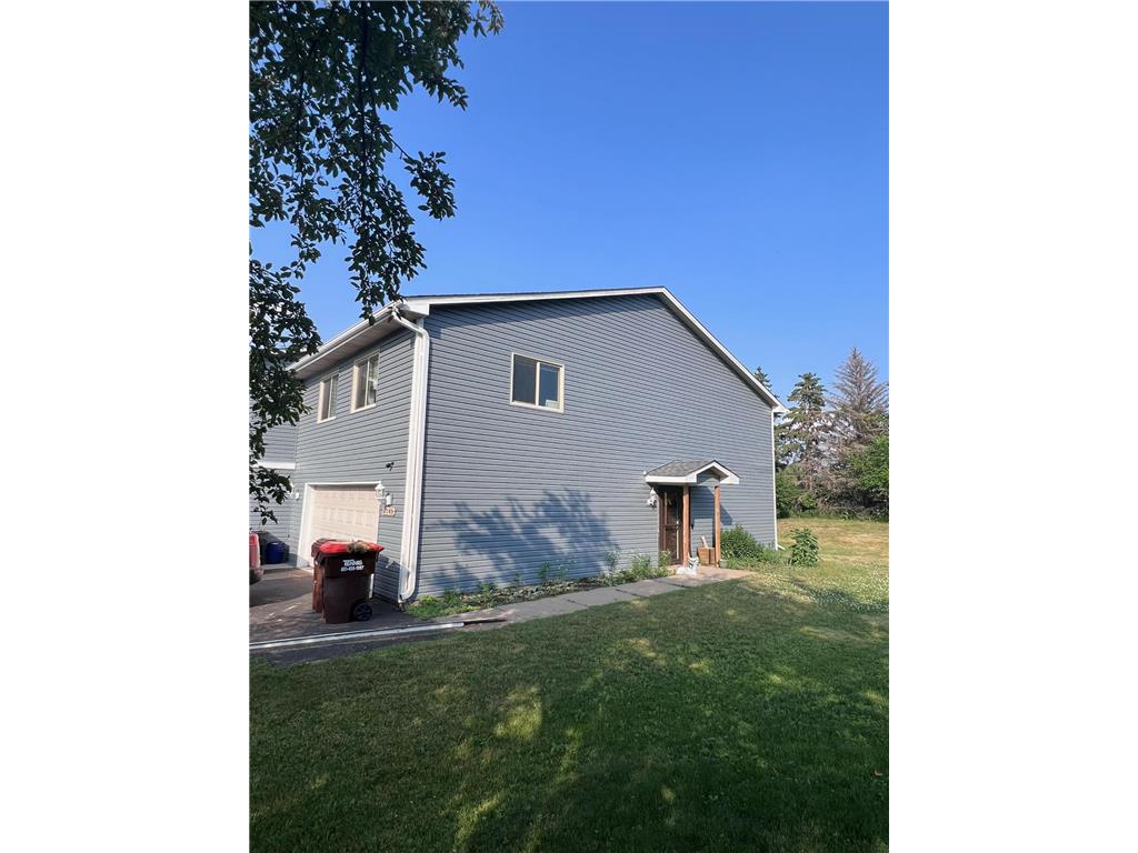 2349 Amberwood Drive Woodbury MN 55125 6390471 image1