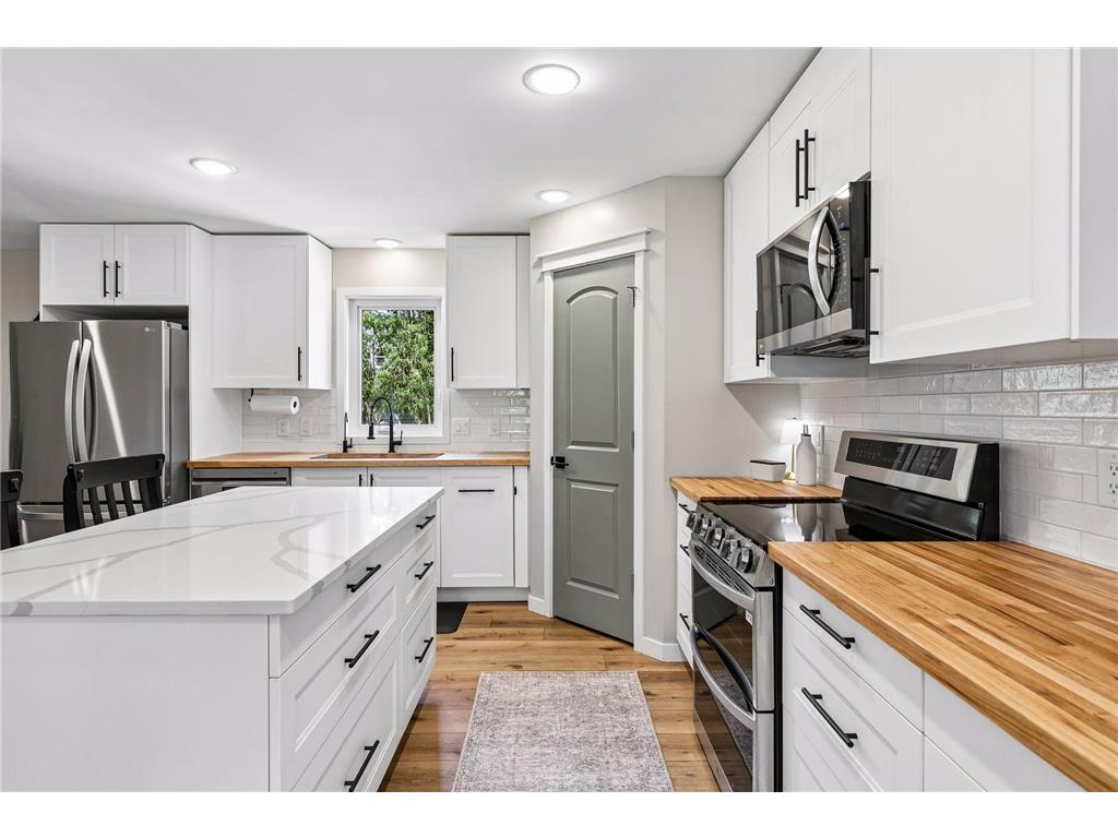 23495 Water Street Hampton MN 55031 7089028 image8
