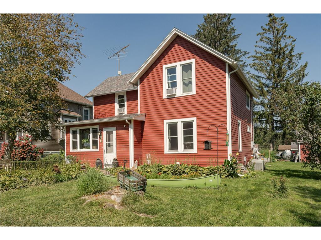 235 1st Street NW Elgin MN 55932 6597125 image1