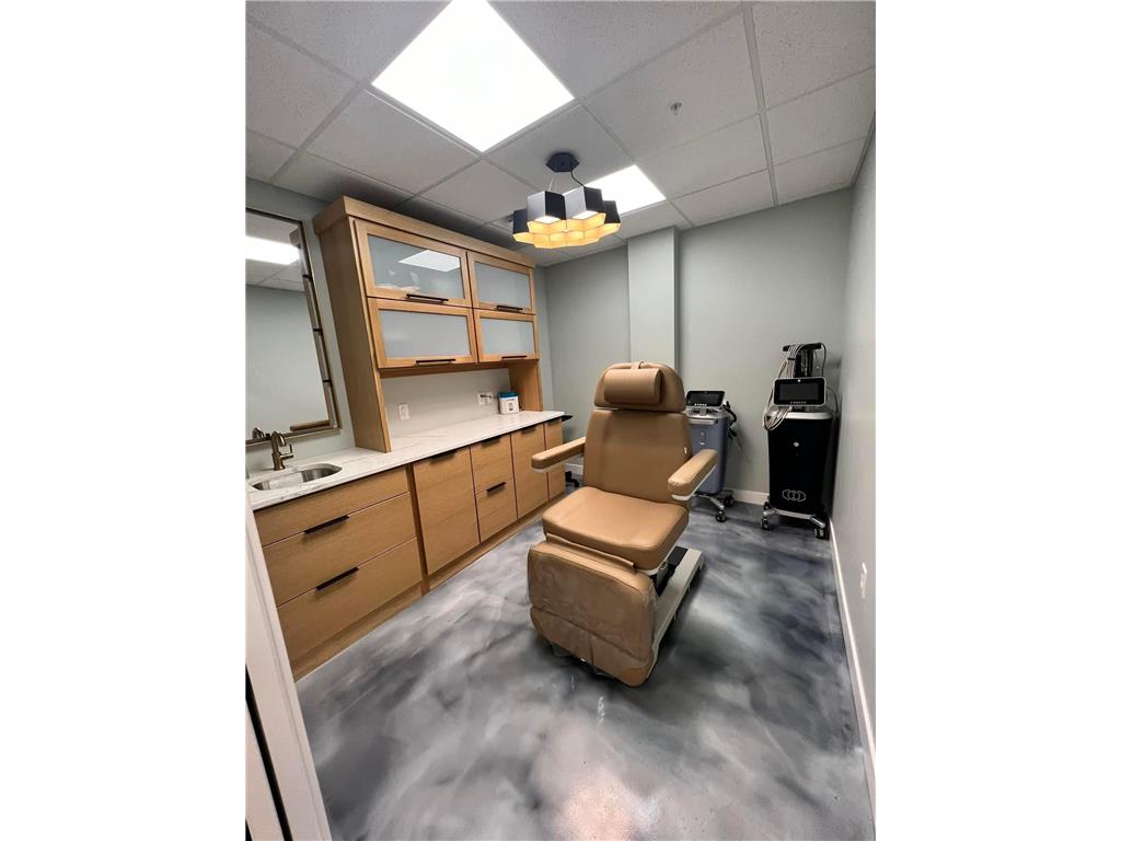 235 - 237 Belgrade Avenue North Mankato MN 56003 7000269 image4