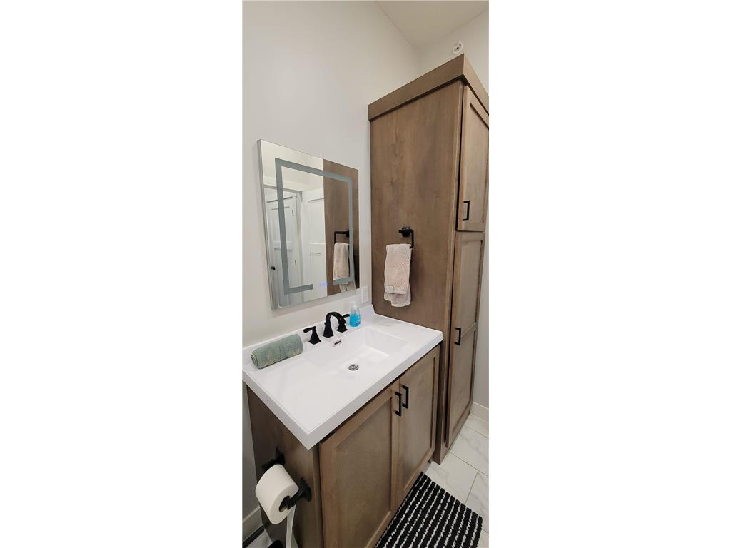 235 - 237 Belgrade Avenue North Mankato MN 56003 7000269 image8