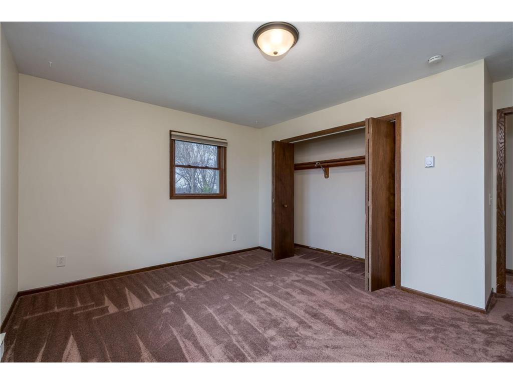 235 390th Avenue Janesville MN 56048 7057977 image16