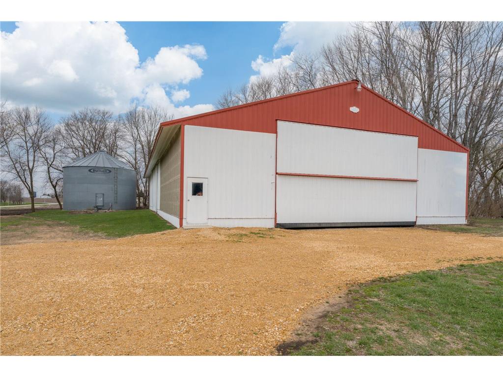 235 390th Avenue Janesville MN 56048 7057977 image38