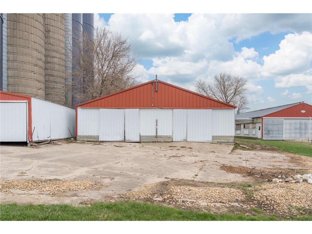 235 390th Avenue Janesville MN 56048 7057977 image41