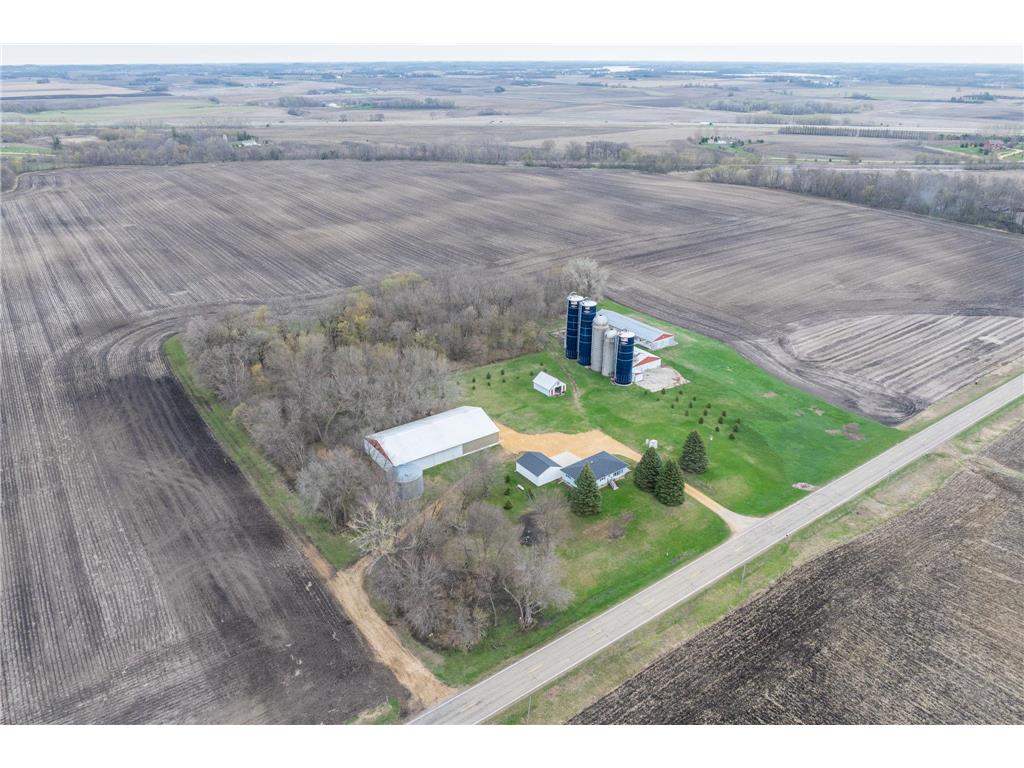 235 390th Avenue Janesville MN 56048 7057977 image46