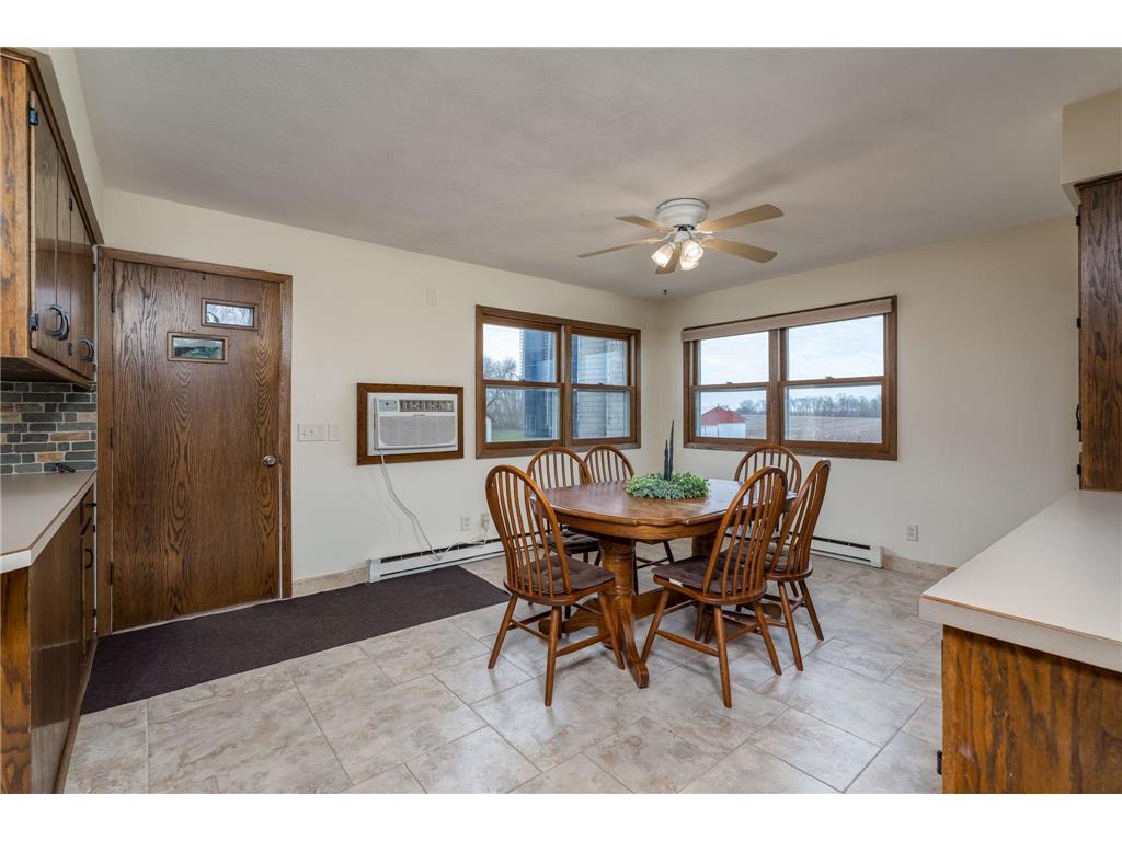 235 390th Avenue Janesville MN 56048 7057977 image8