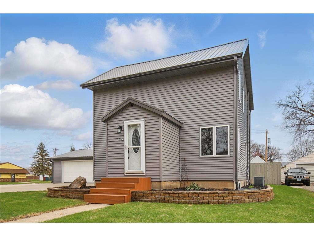 235 3rd Street NE Blooming Prairie MN 55917 6706031 image1