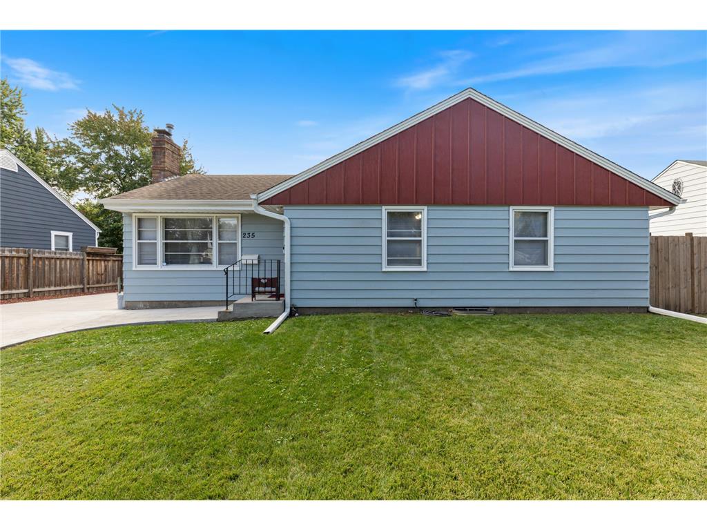 235 9th Street S South Saint Paul MN 55075 6800829 image1