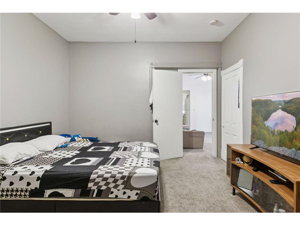 235 Charles Avenue Saint Paul MN 55103 6794583 image10