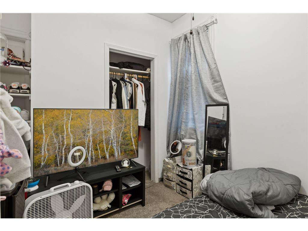 235 Charles Avenue Saint Paul MN 55103 6794583 image11