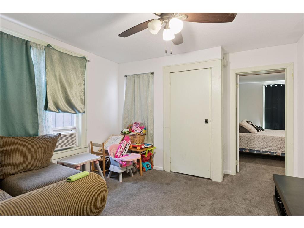 235 Charles Avenue Saint Paul MN 55103 6794583 image14