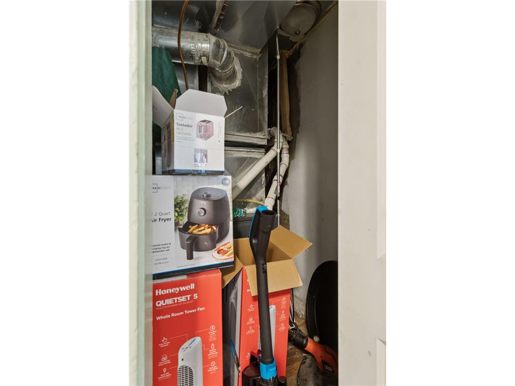 235 Charles Avenue Saint Paul MN 55103 6794583 image23