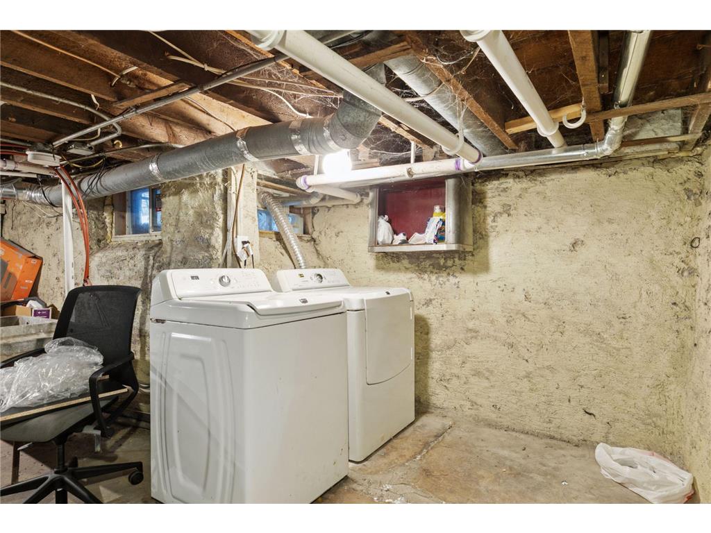 235 Charles Avenue Saint Paul MN 55103 6794583 image25