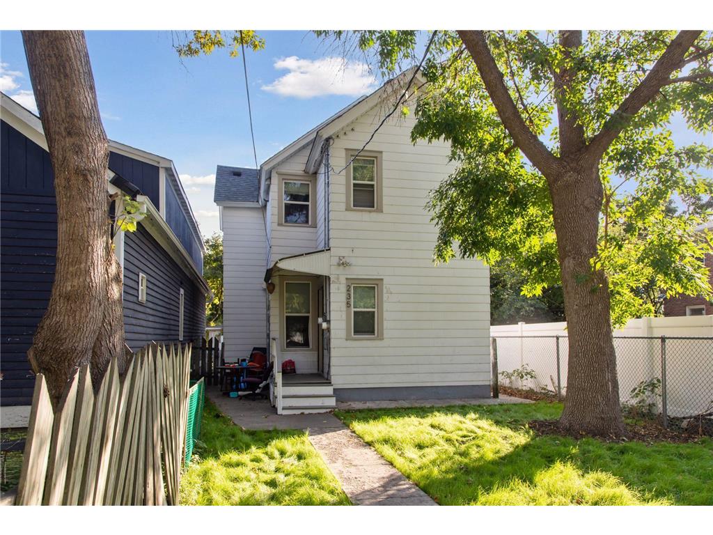 235 Charles Avenue Saint Paul MN 55103 6794583 image27