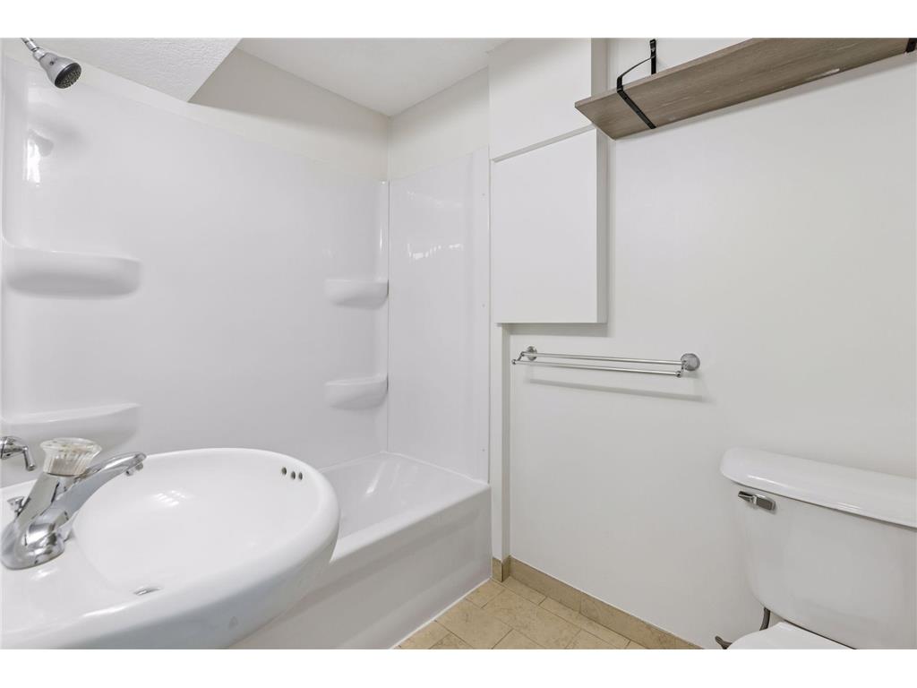 235 Charles Avenue Saint Paul MN 55103 7096586 image19