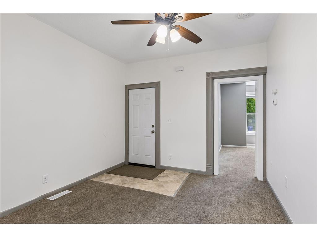 235 Charles Avenue Saint Paul MN 55103 7096586 image4