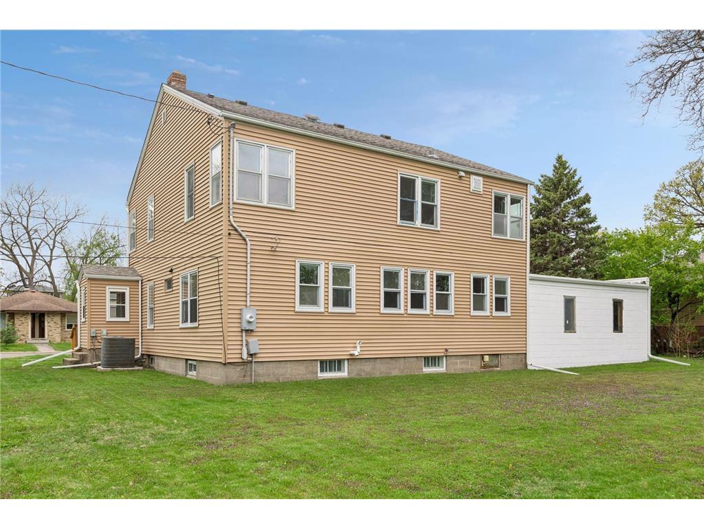 235 Dakota Street West Saint Paul MN 55118 7069694 image30